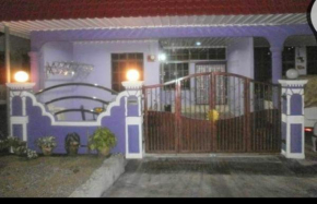 Iman Homestay